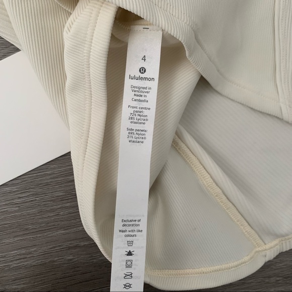 Lululemon Daily Line Up Tank - Picture 5 of 5